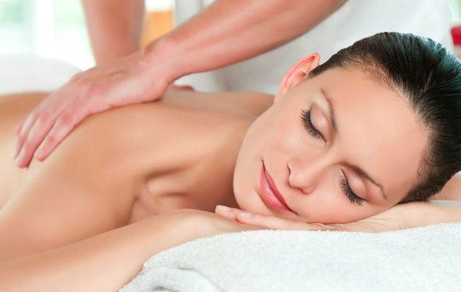 8 REASONS TO GET A MASSAGE